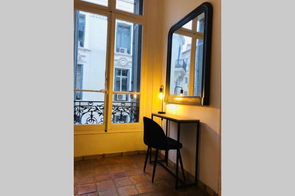 Appartement Duplex Rue Montaigne, 200m Palais des festivals à Cannes Extérieur photo
